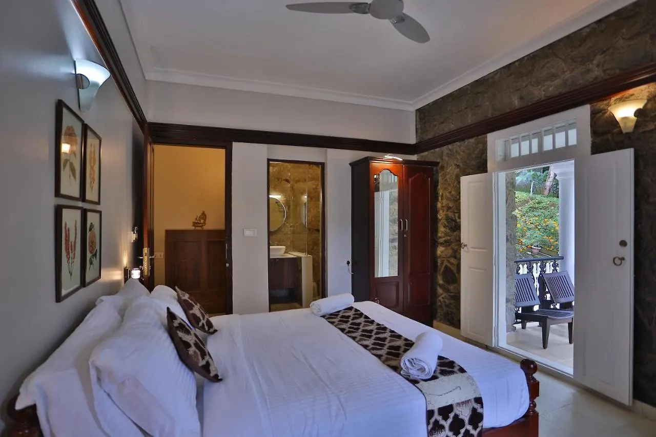 *** Resort Chithirapuram Palace Munnar India